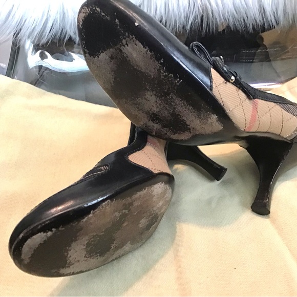 Burberry Heels Size 8 1/2 - Picture 6 of 13